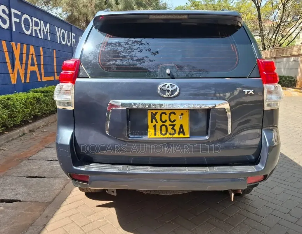 Toyota Land Cruiser Prado 2009 Blue