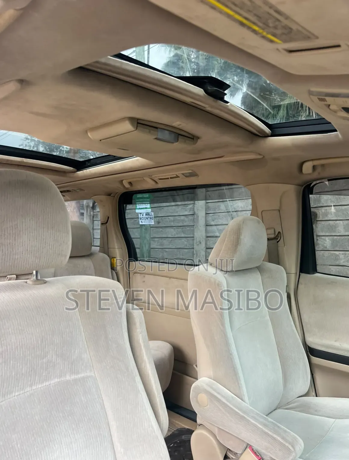 Toyota Alphard 2.4 Petrol FWD 2011 White