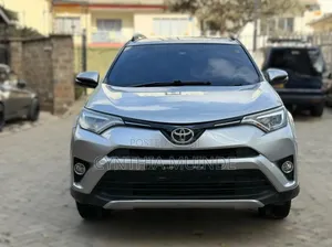 Toyota RAV4 2017 Silver