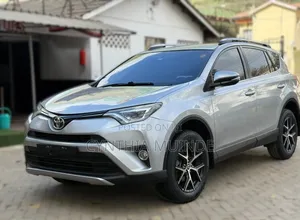 Toyota RAV4 2017 Silver