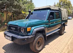 Toyota Land Cruiser 2014 Green