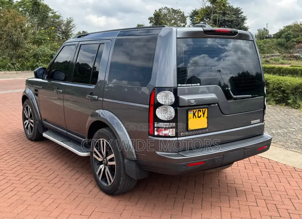 Land Rover Discovery 2015 Gray