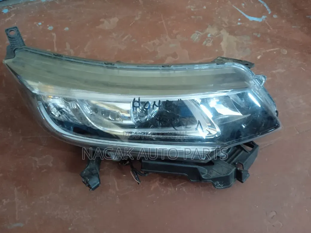 Honda Freed 2015 Xenon Type