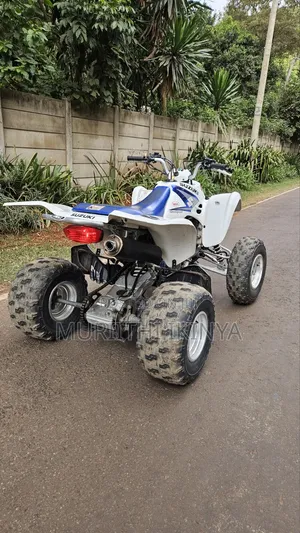 Suzuki Bike 2007 White
