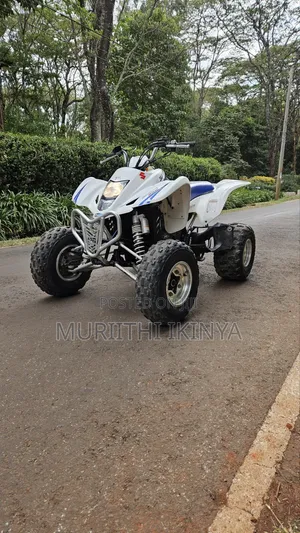 Suzuki Bike 2007 White