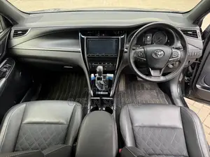 Toyota Harrier 2.0 2019 Black