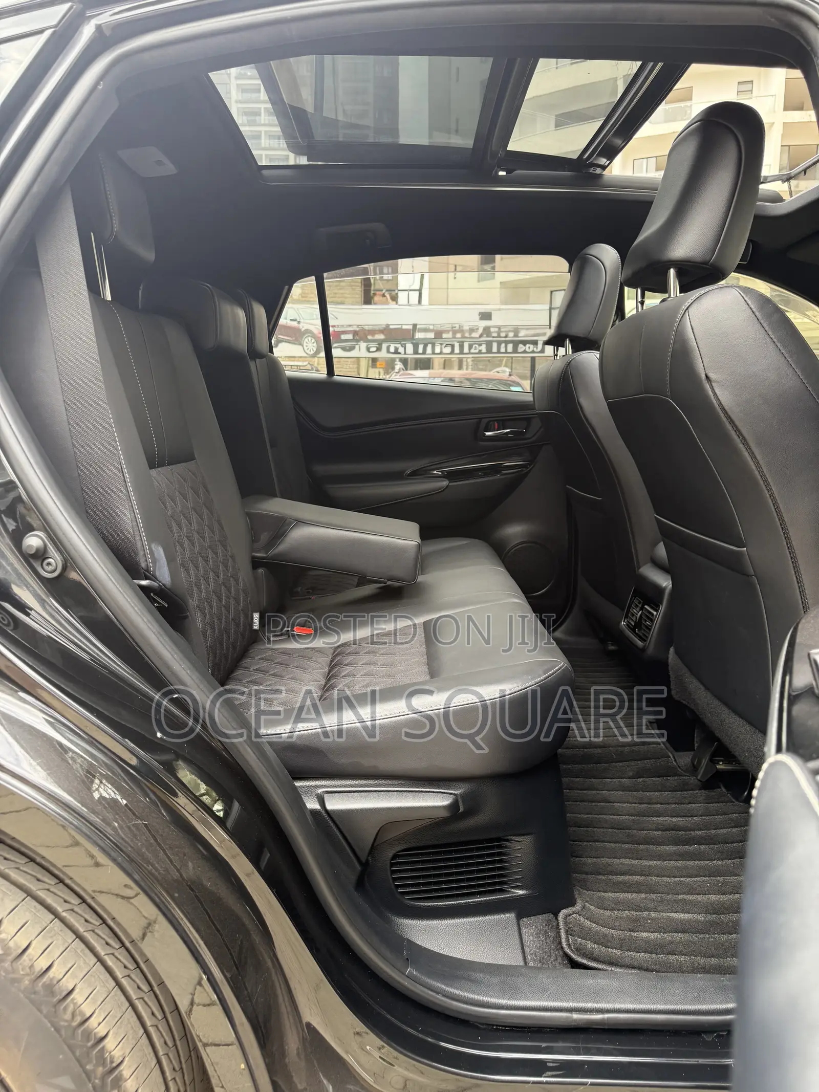 Toyota Harrier 2.0 2019 Black