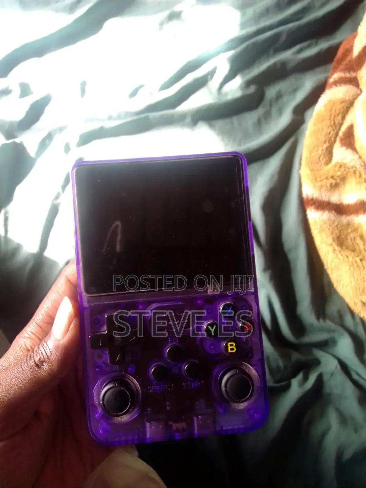 R36s Handheld for Gaming