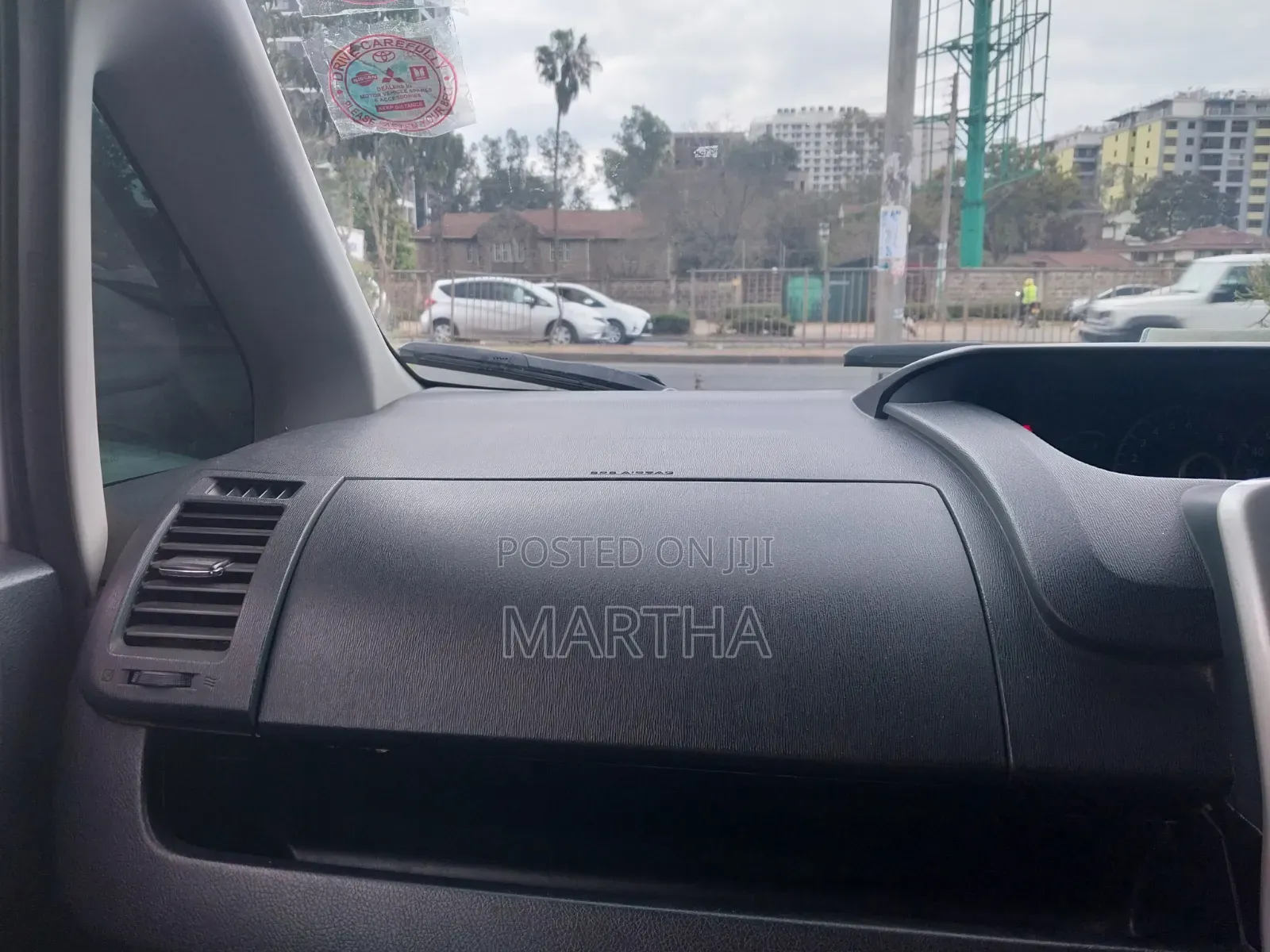 Toyota Noah 2012 Silver