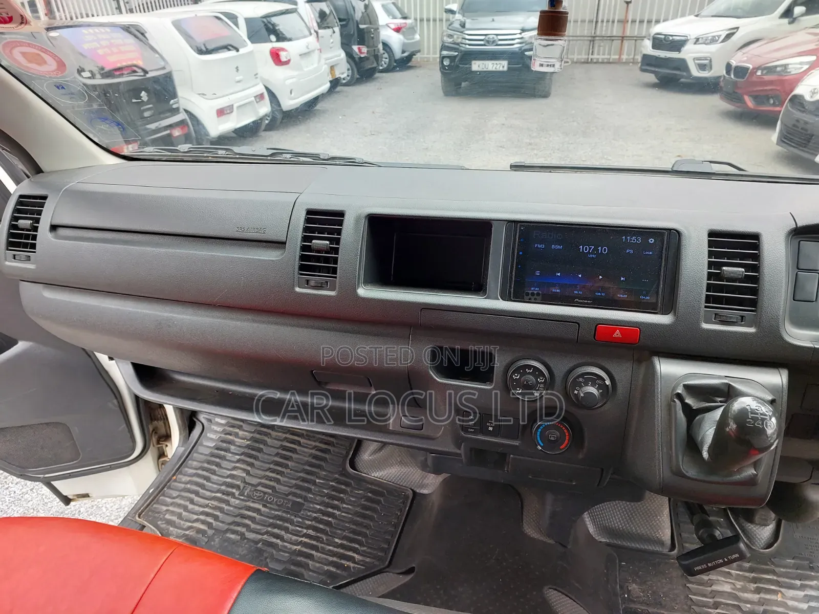Toyota HiAce 2020 White
