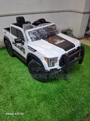 Kids Electric Police Truck Ride-on Car With Front Bull Bar