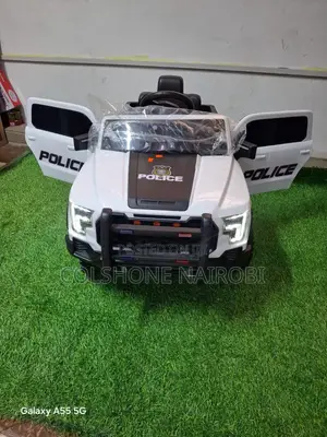 Kids Electric Police Truck Ride-on Car With Front Bull Bar