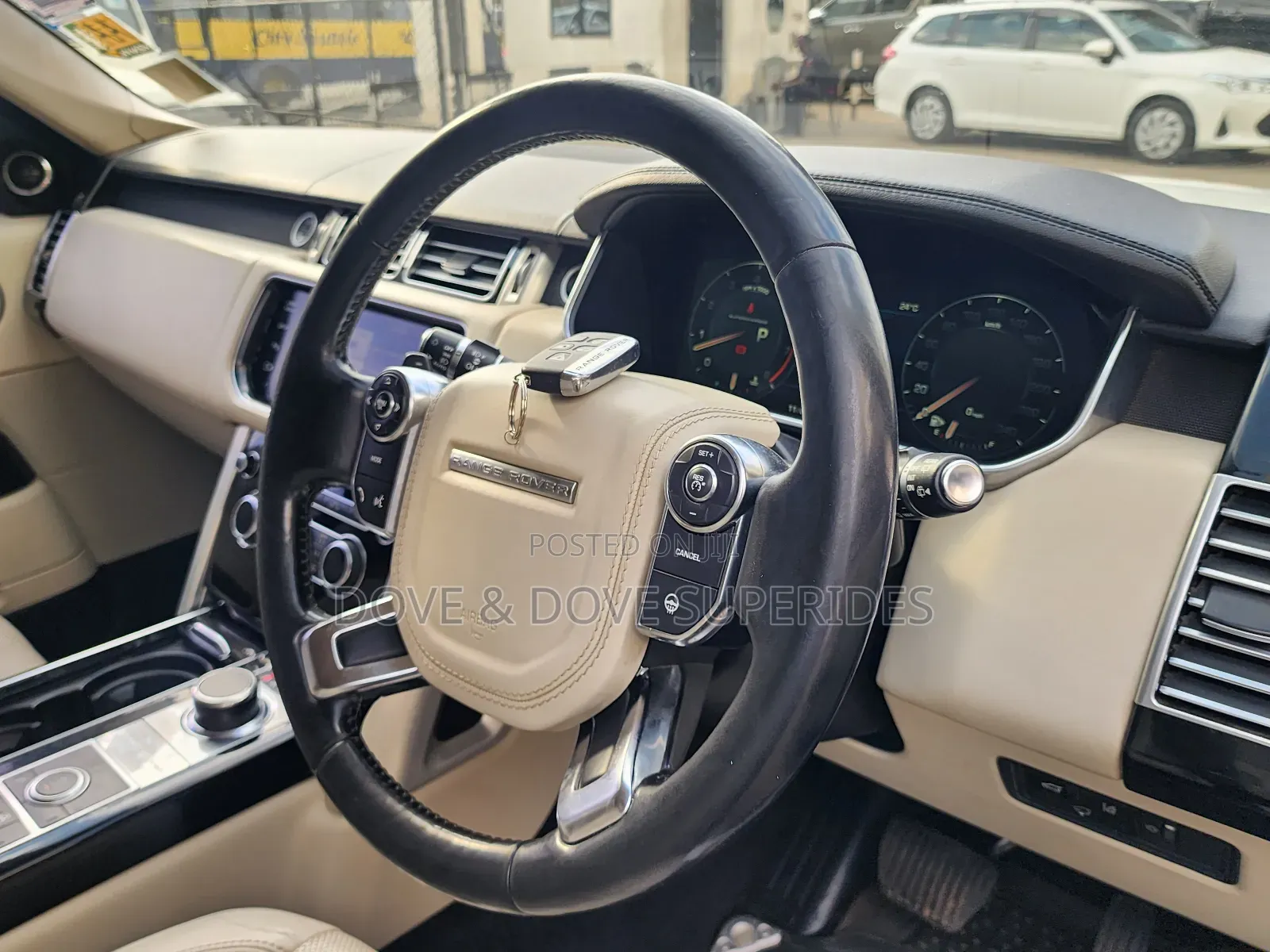 Rover Land 2016 White