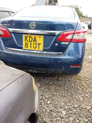 Nissan Sylphy 2013 Blue