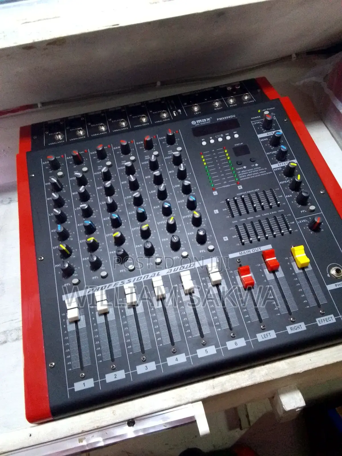 MAX 6 Channel Powered Mixer