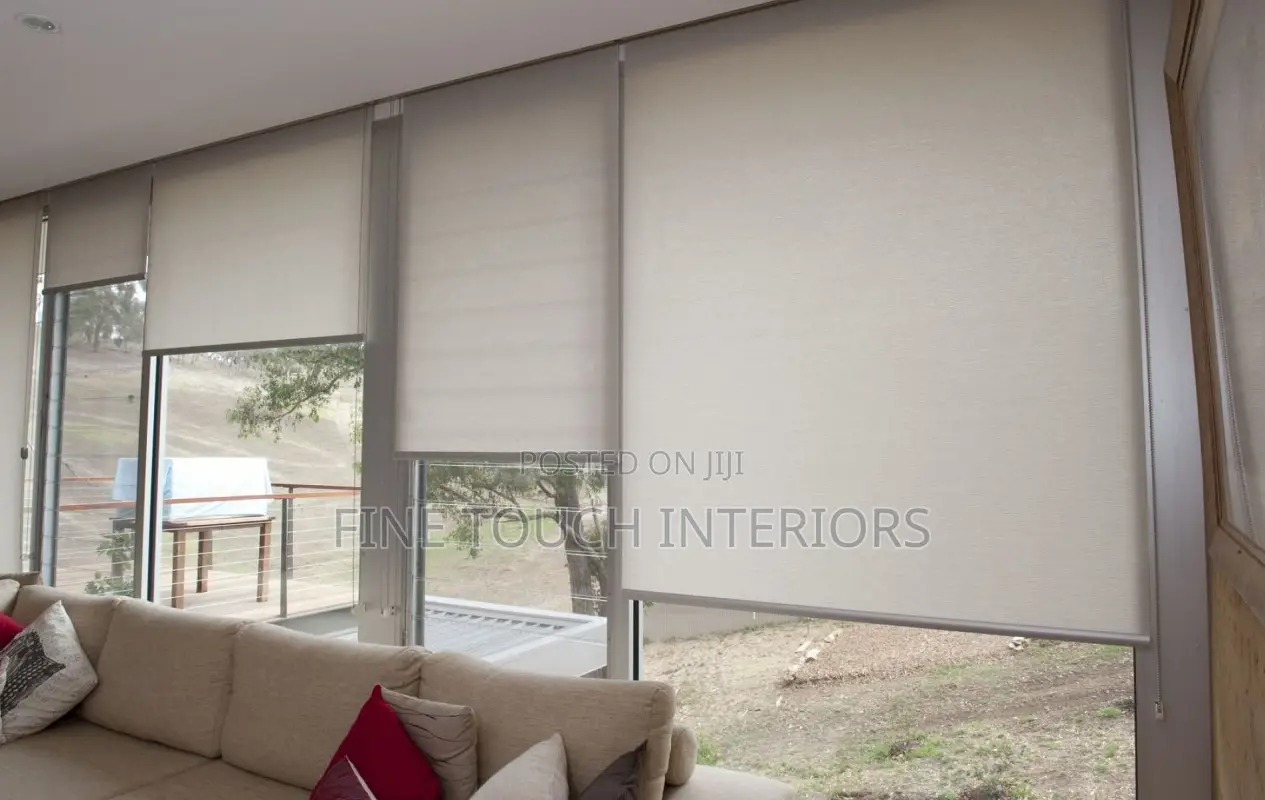 Sunscreen Blinds for Light Control
