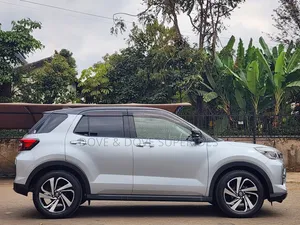 Toyota Raize 1.0 AWD 2020 Silver