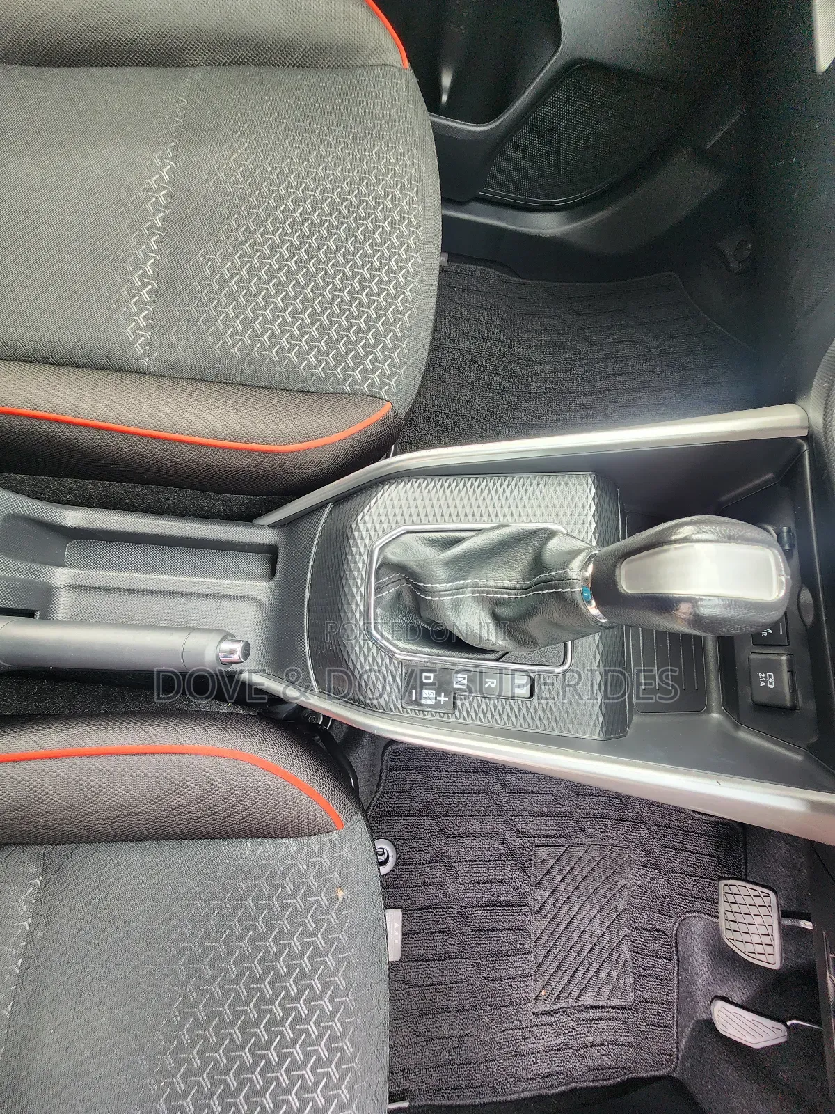 Toyota Raize 1.0 AWD 2020 Silver
