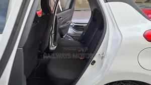 Suzuki Swift 2019 White