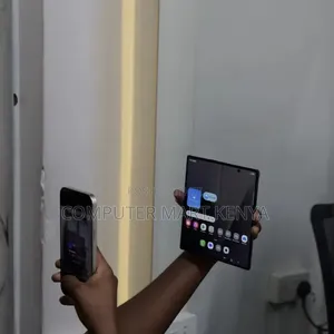 New Samsung Galaxy Z Fold4 512 GB Black