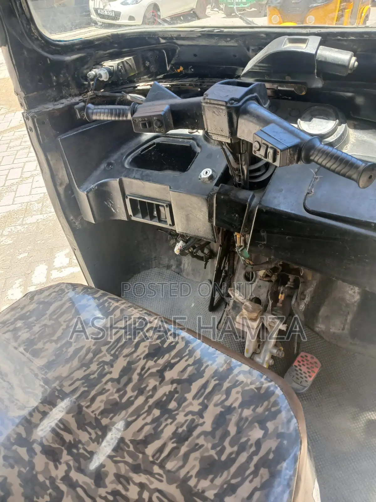 Bajaj 2019 Black