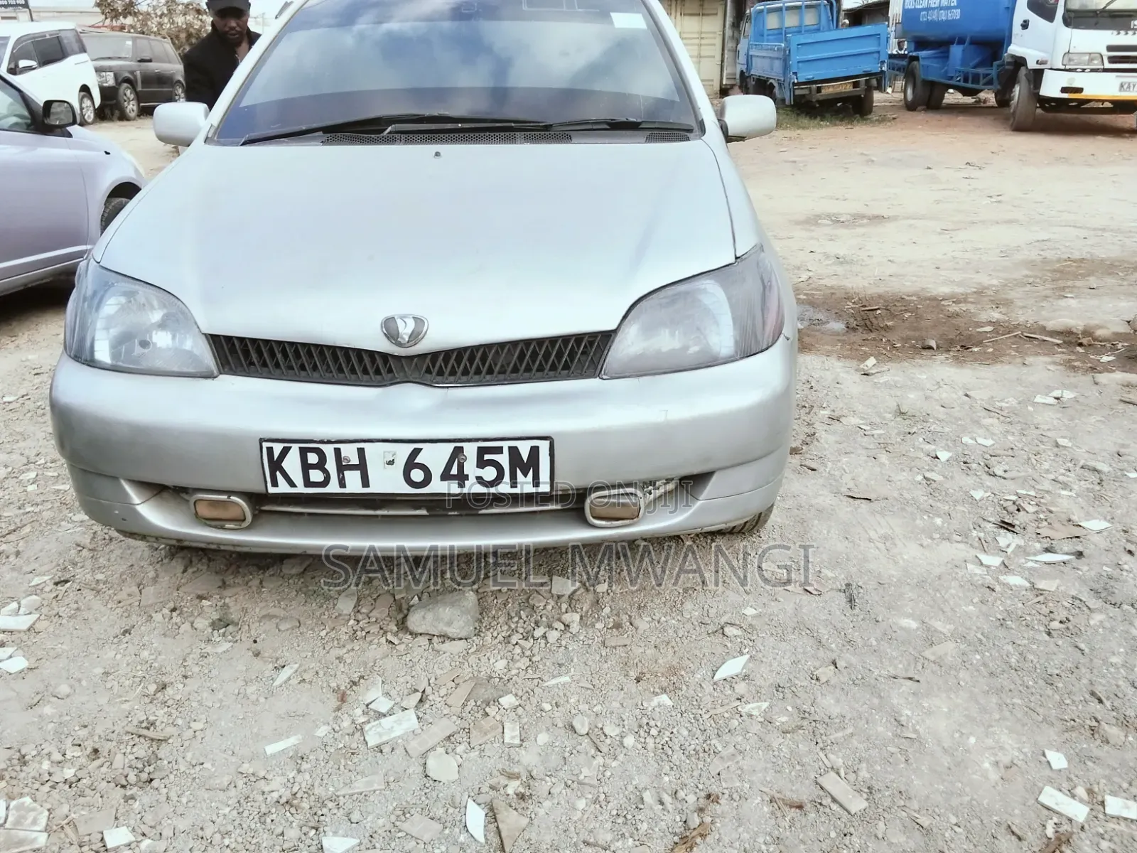 Toyota Platz 2003 Silver