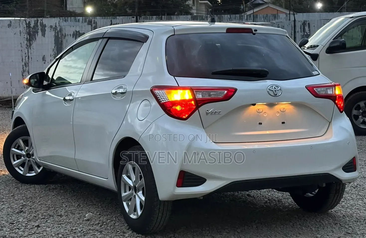 Toyota Vitz 1.5 FWD 5dr 2019 White