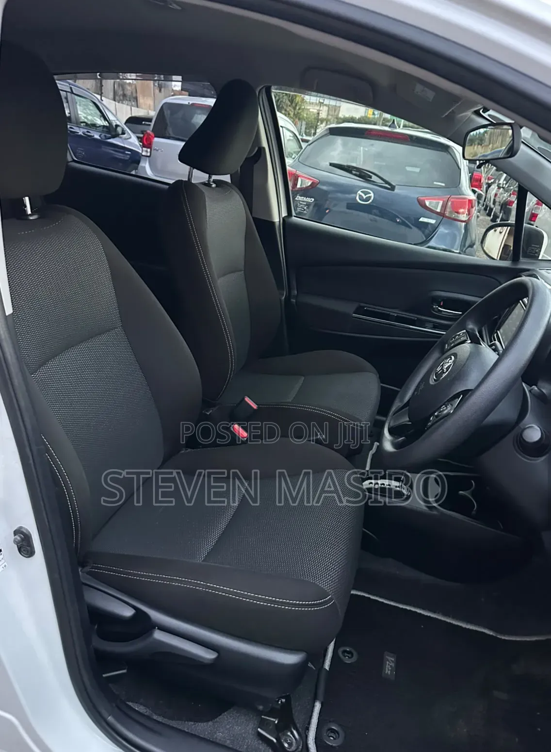 Toyota Vitz 1.5 FWD 5dr 2019 White