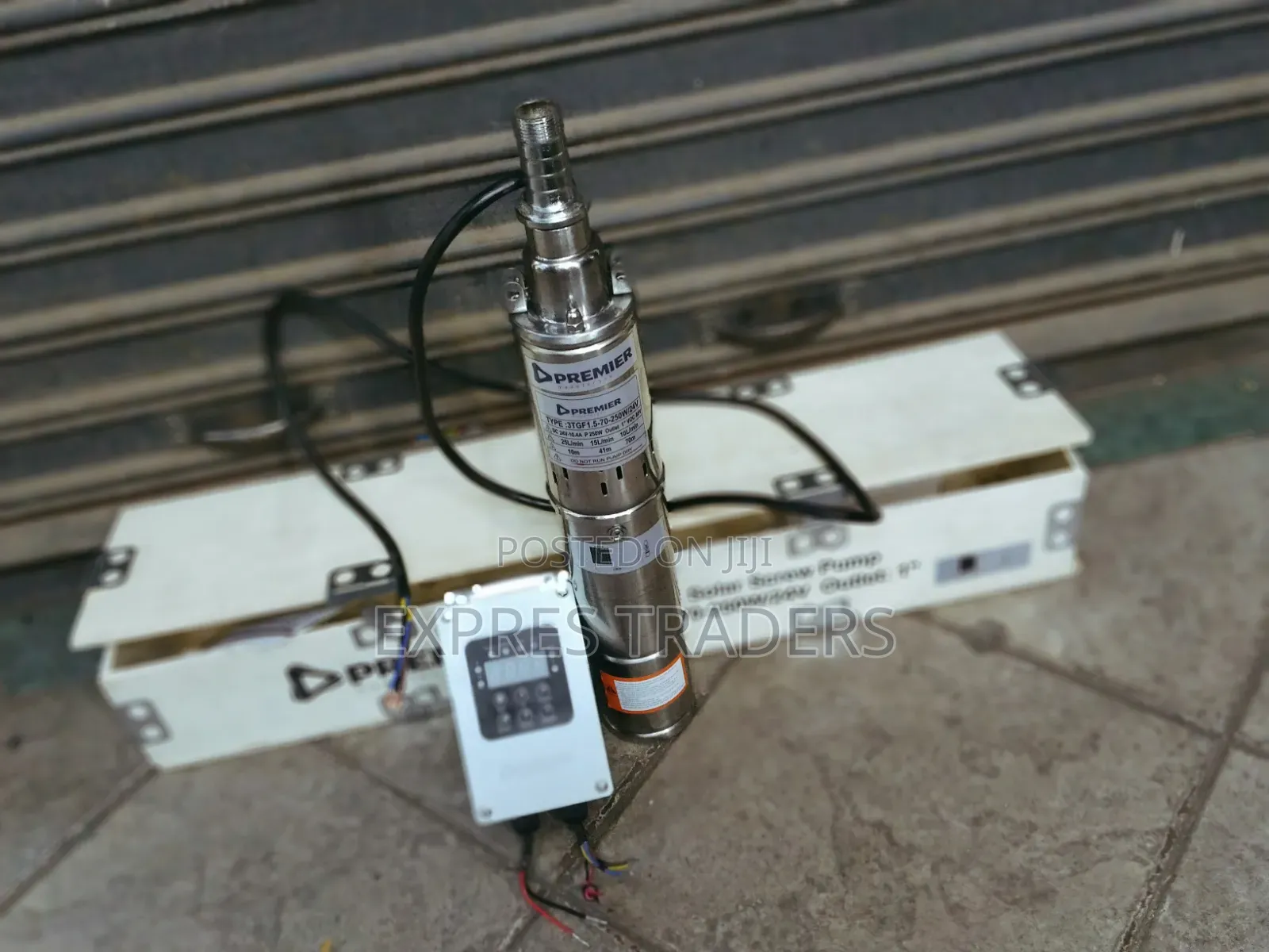 70 M,250 W DC Submersible Water Pump