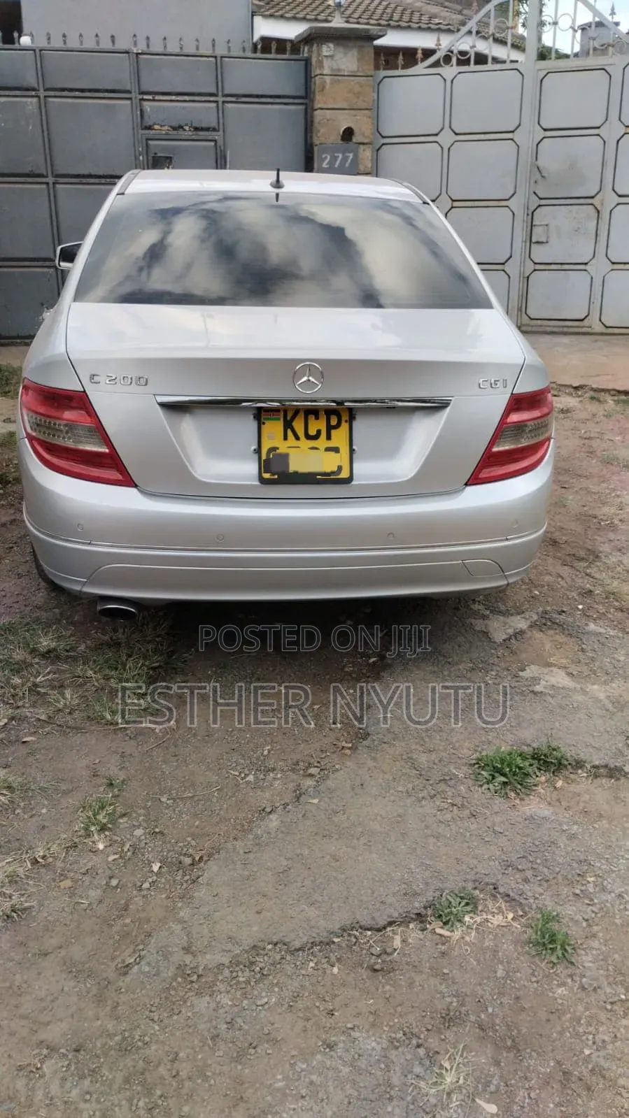 Mercedes-Benz C200 2011 Silver