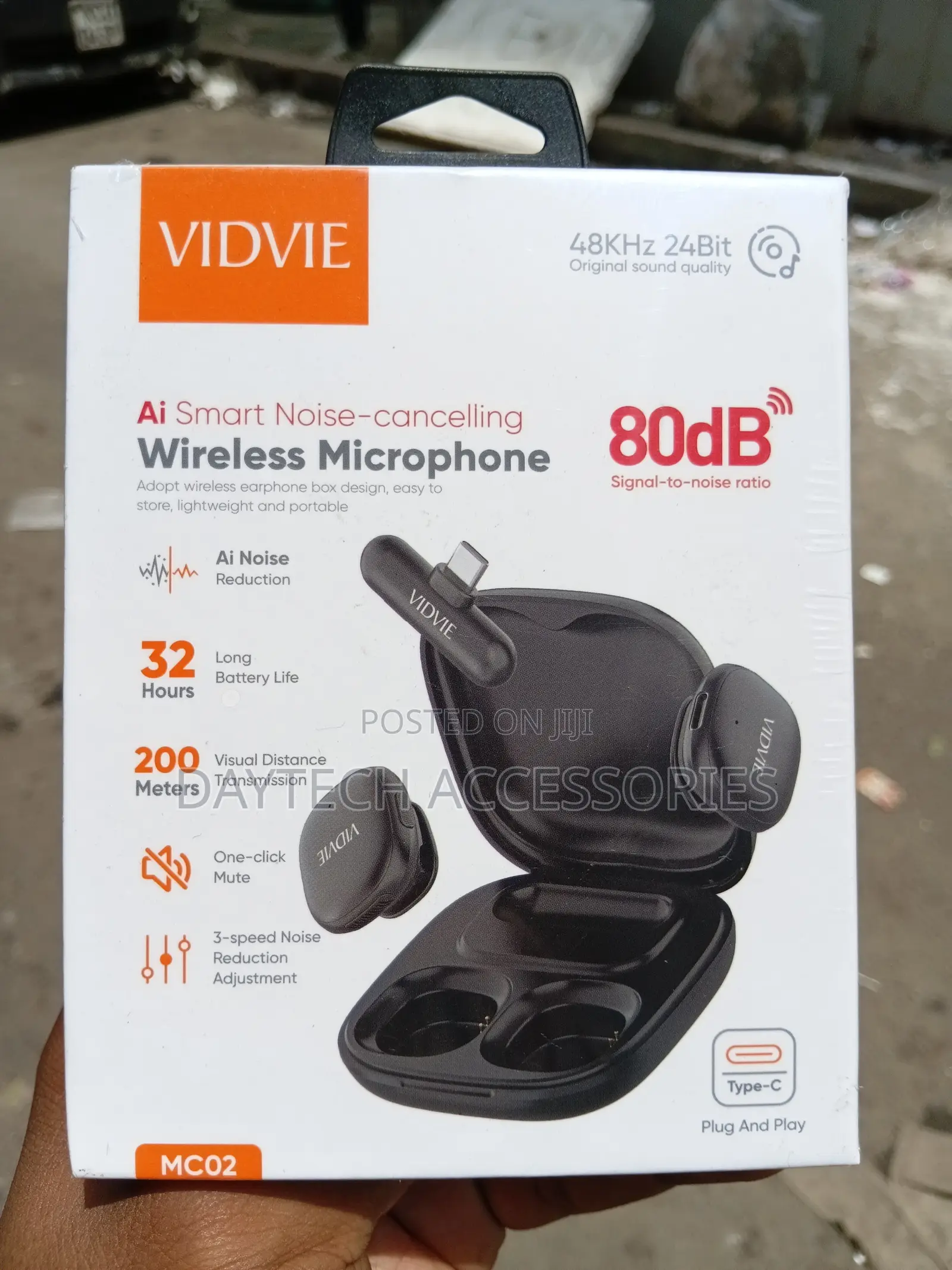 Vidvie Mc02 Wireless Microphone With a Range of Up to 200 Meters.