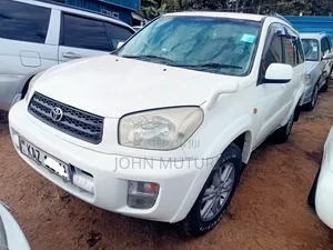 Toyota RAV4 2005 White