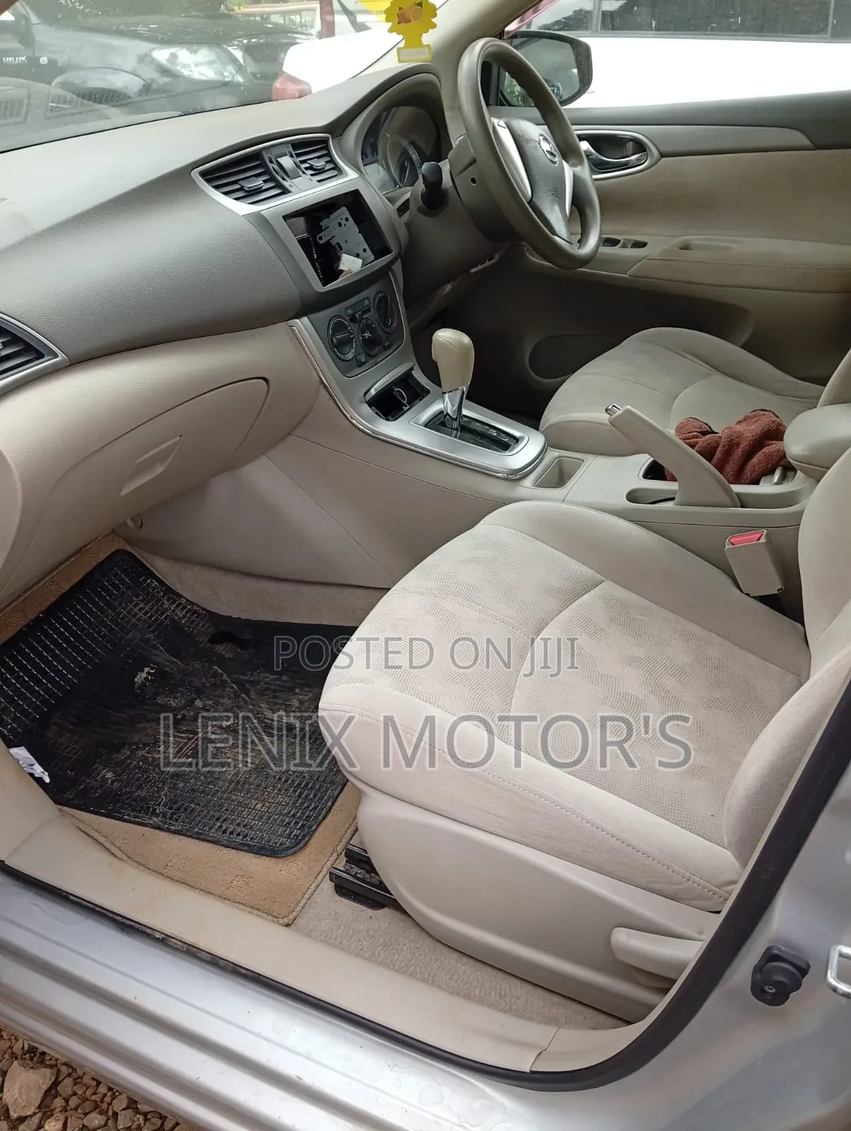 Nissan Sylphy 2018 Silver