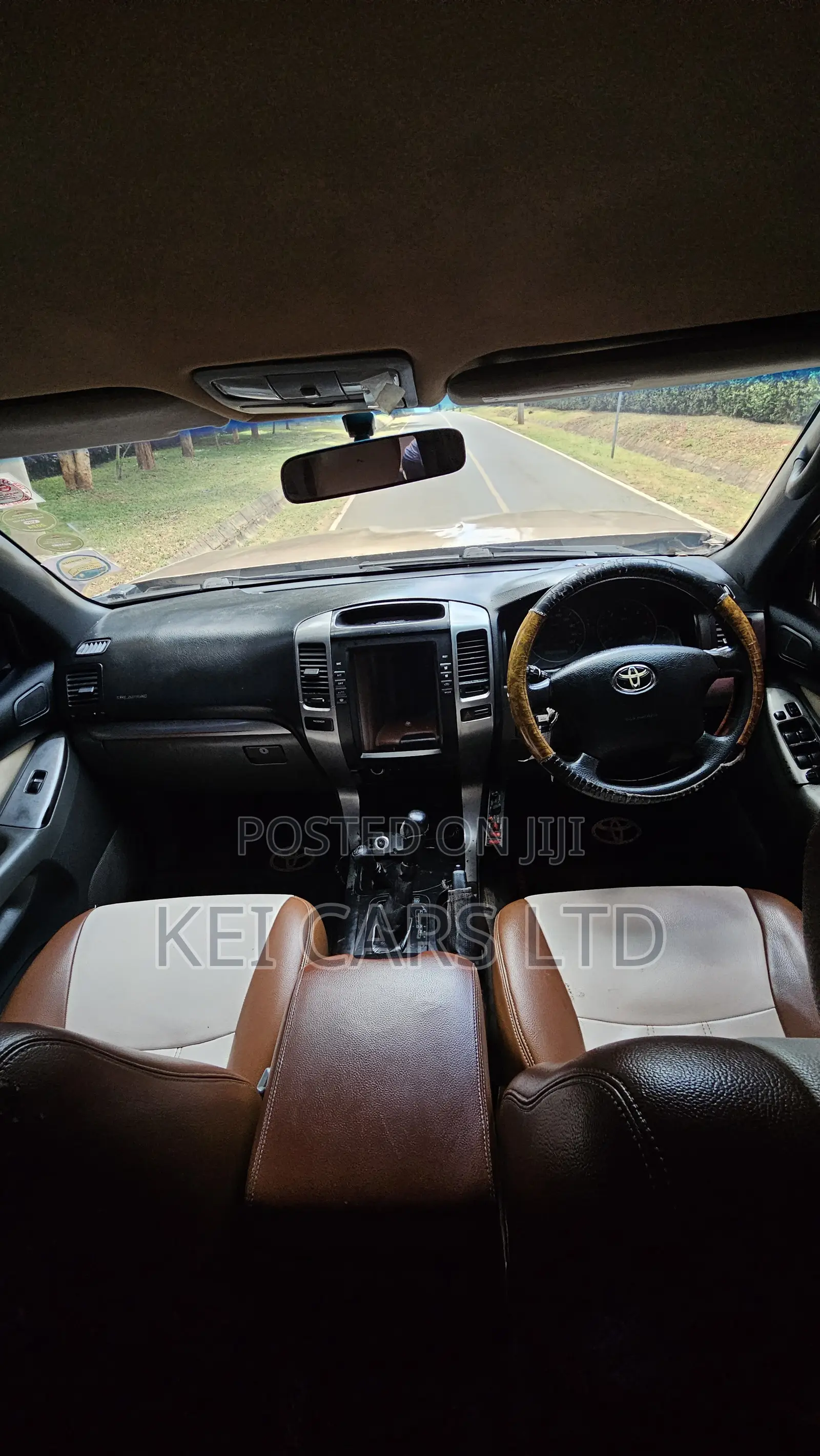 Toyota Land Cruiser 2006 Gold