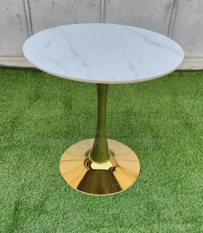 Roud Center Coffee Tables