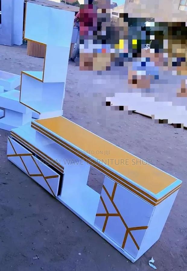 Flower D3cor TV Stands - main view