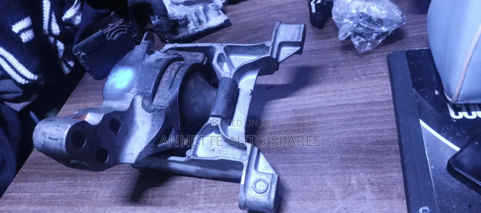 CX5 Engine Mount