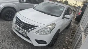 Nissan Latio 1.2 2015 White