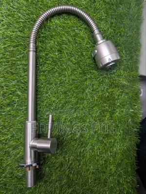 Flexible Kitchen Sink Tap – 360° Swivel SUS304 Stainless Steel