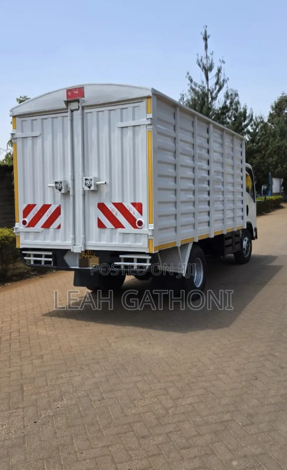 Quick Sale! ISUZU NMR Closed Body Truck KDH Now Available.