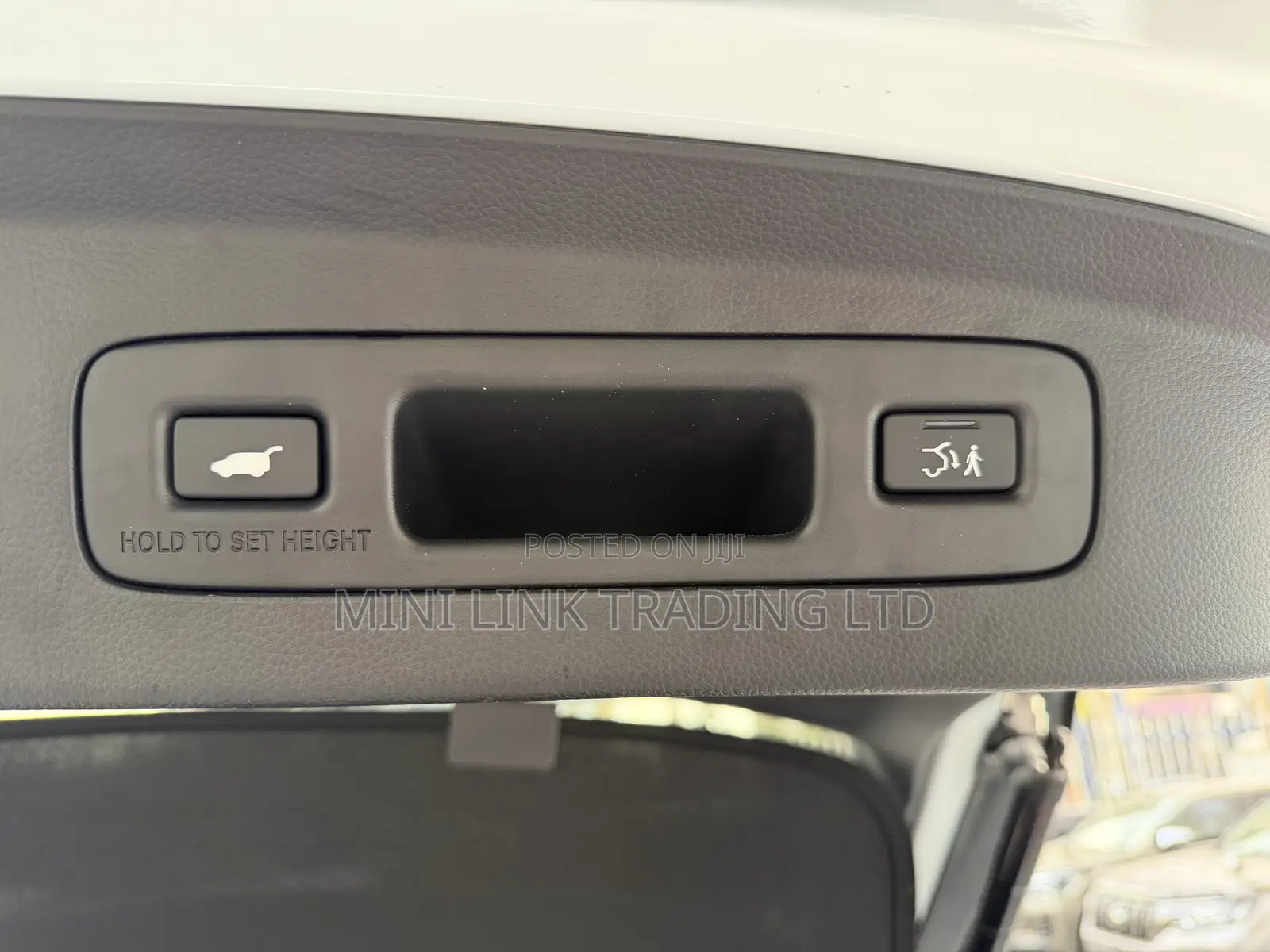 Honda Vezel 1.5 Hybrid 4WD 2021 Off white