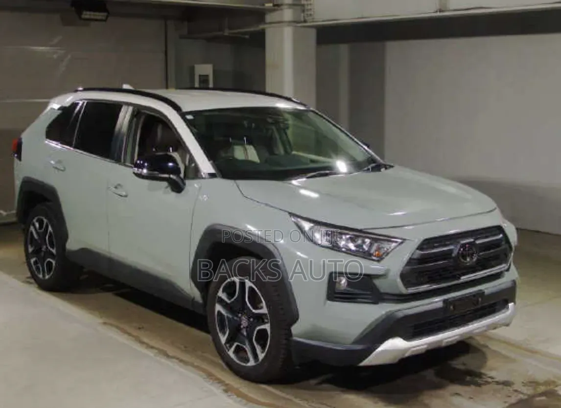 Toyota RAV4 Adventure 2019