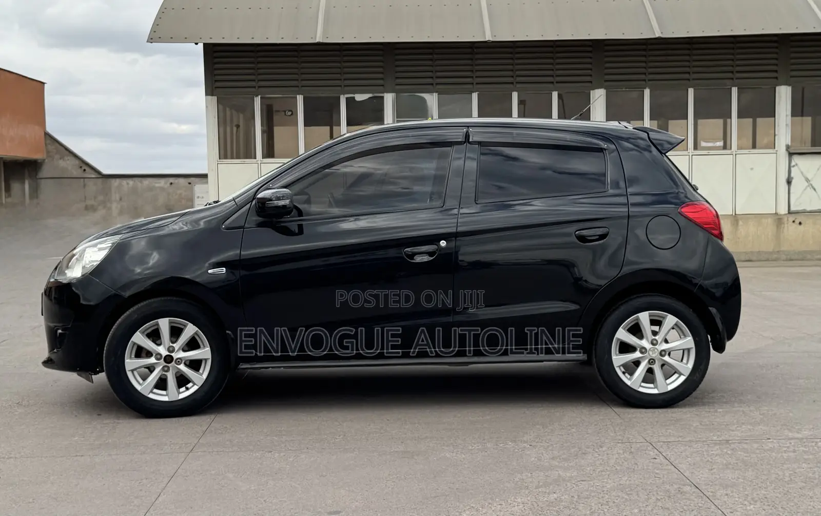 Mitsubishi Mirage 2015 Black