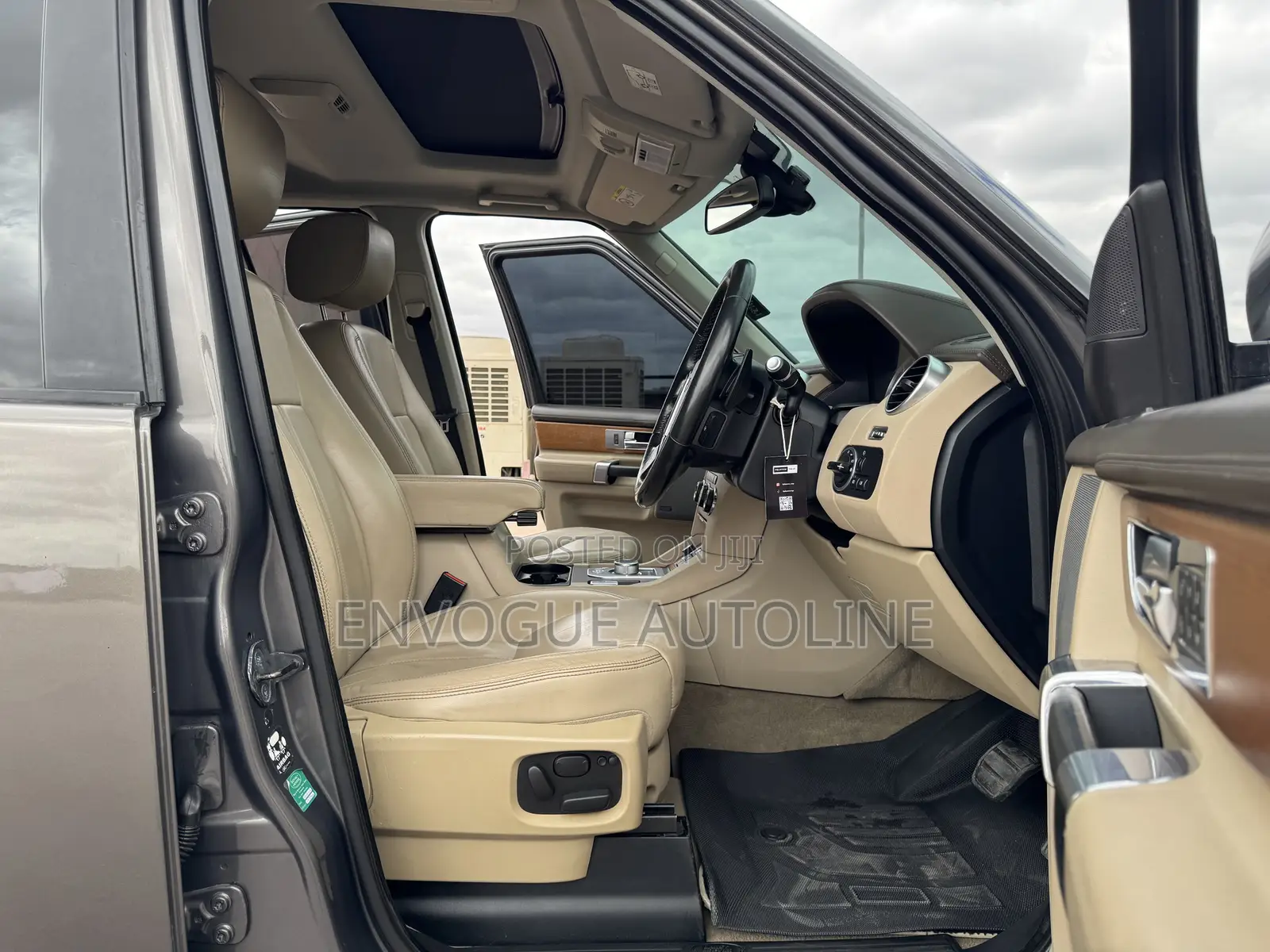 Land Rover Discovery 2016 Gray