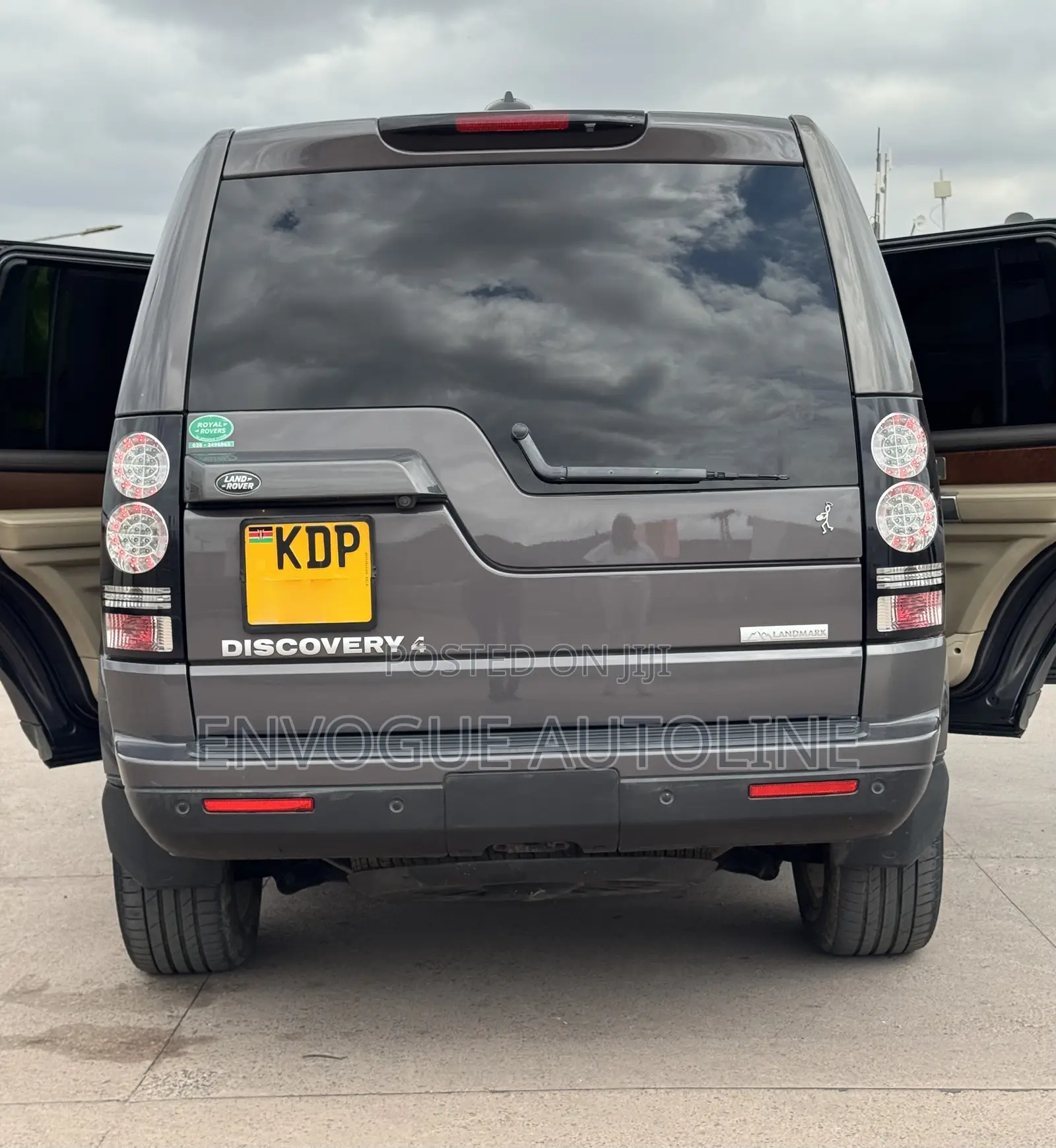Land Rover Discovery 2016 Gray