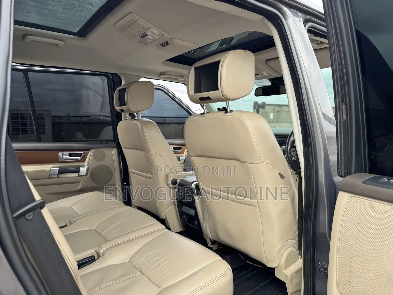 Land Rover Discovery 2016 Gray