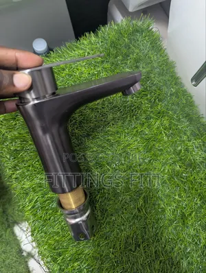 HUMA Matte Black Basin Mixer Tap | Modern Bathroom Faucet