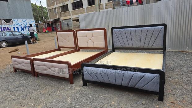 5x6 Wooden Upholstered Mocket Bed Frame