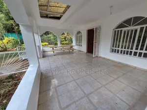 5bdrm Villa in Hardy for rent