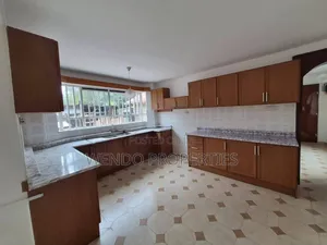 5bdrm Villa in Hardy for rent